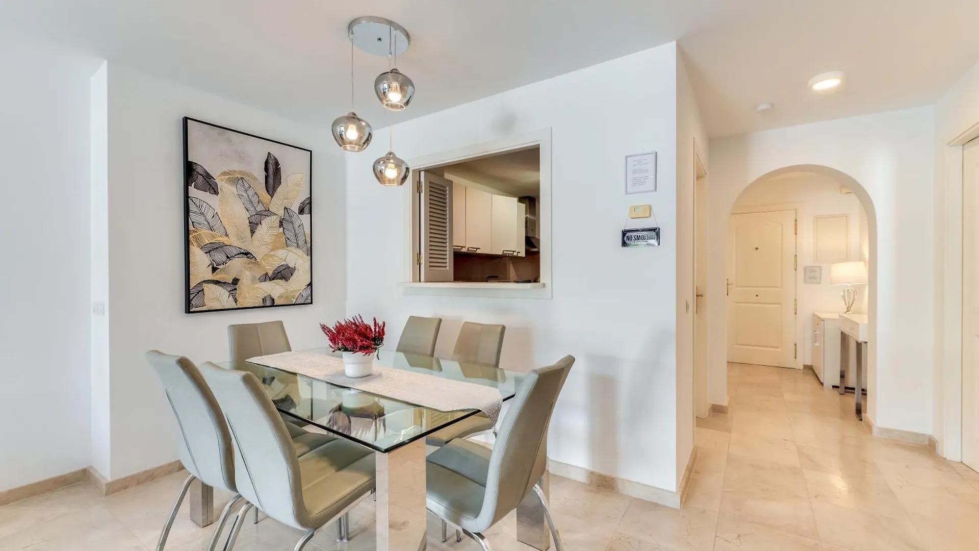 3 Bed Apartment In ベナアビス